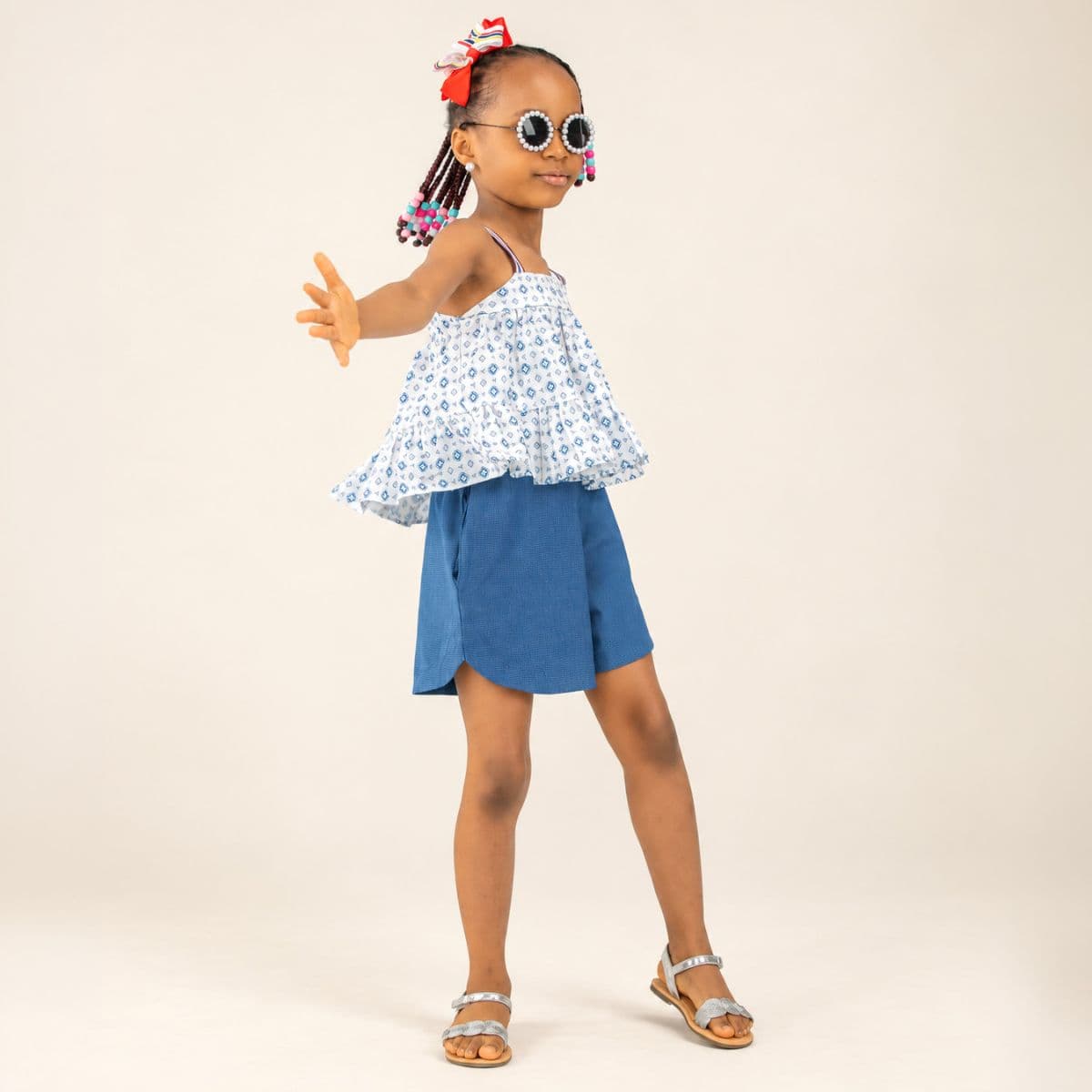ESSIEN SET Image