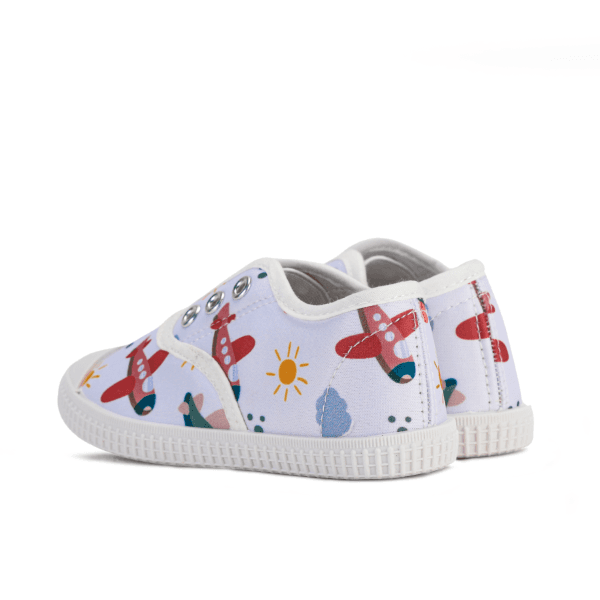 WHITE GEOMETRIC SNEAKERS