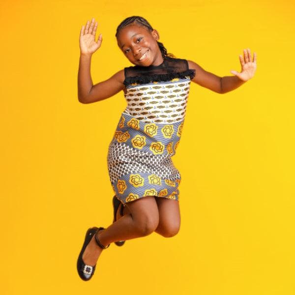 SWING DRESS WITH CHANTILY YOKE AND RUFFLE WITH HAIRBAND