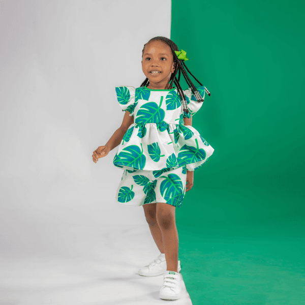 GREEN & WHITE PUFF SLEEVE BLOUSE & SHORT SET Image
