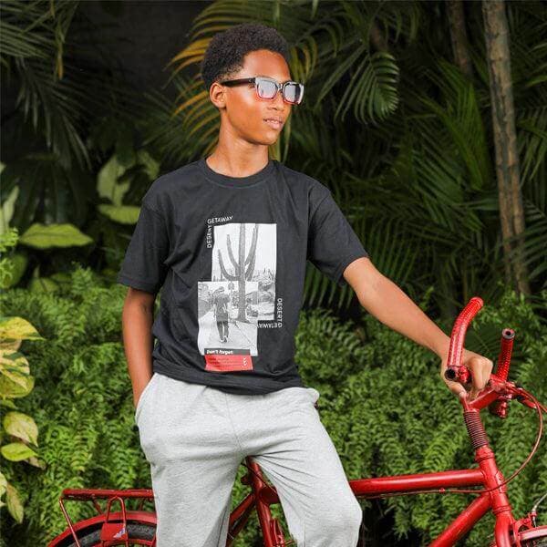 BLACK S/S T-SHIRT