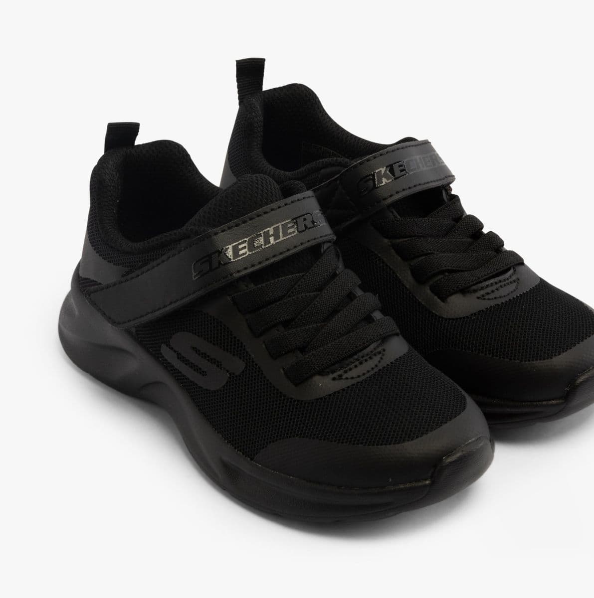 SKECHERS DYNAMATIC - BLACK