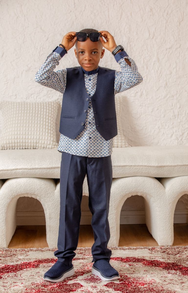 NAVY BLUE NEHRU COLLAR FLORAL L/S SHIRT Image